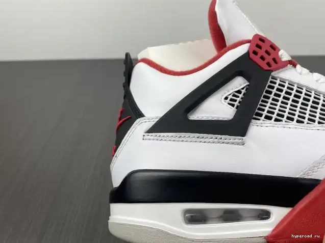4 DC7770-160 Fire (2020) Jordan Red Retro Air 0501